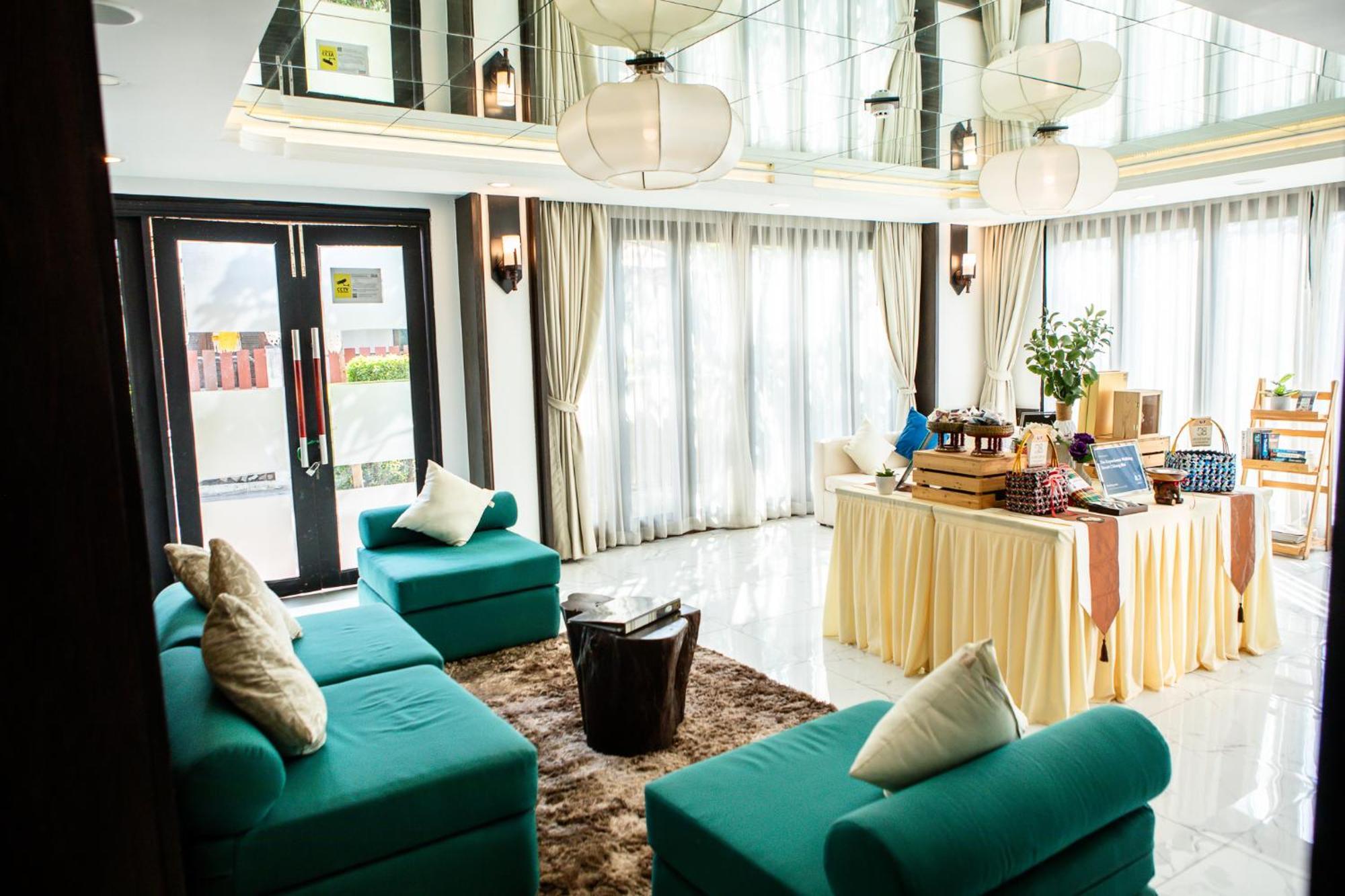 The Experience Walking Street Chiang Mai Hotel Exterior foto